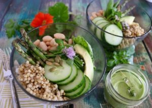 salad with grains and vegetables